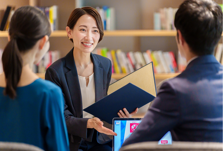 REALIZE株式会社 | お客様ファーストの相談形式です。