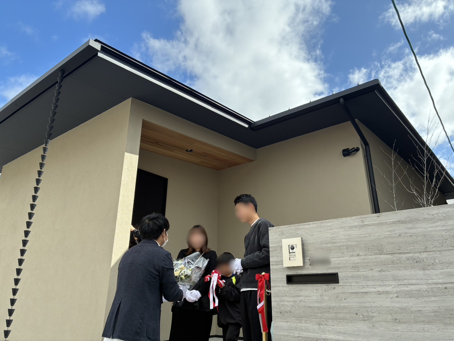 「おめでとうございます」と、少しの寂しさと。お引渡しの日。